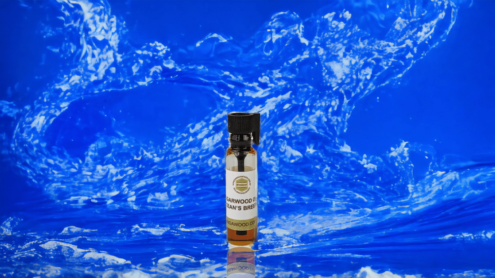 The Ocean's Breeze: The Scent of the Ocean 100% pure Wild Agarwood (Oud) Oil - 3ml