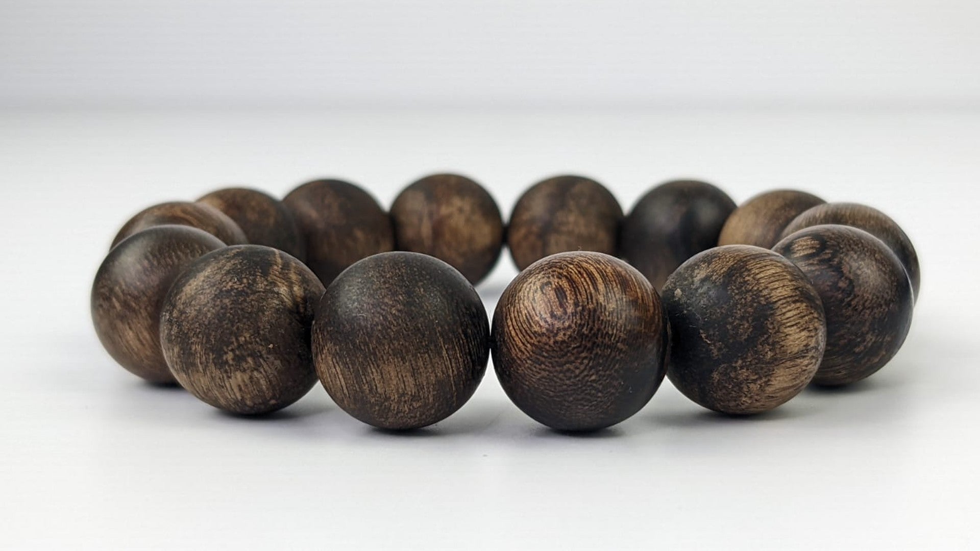 The Wisdom - The herbaceous spicy woody wild Agarwood Bracelet that sinks like a rock -