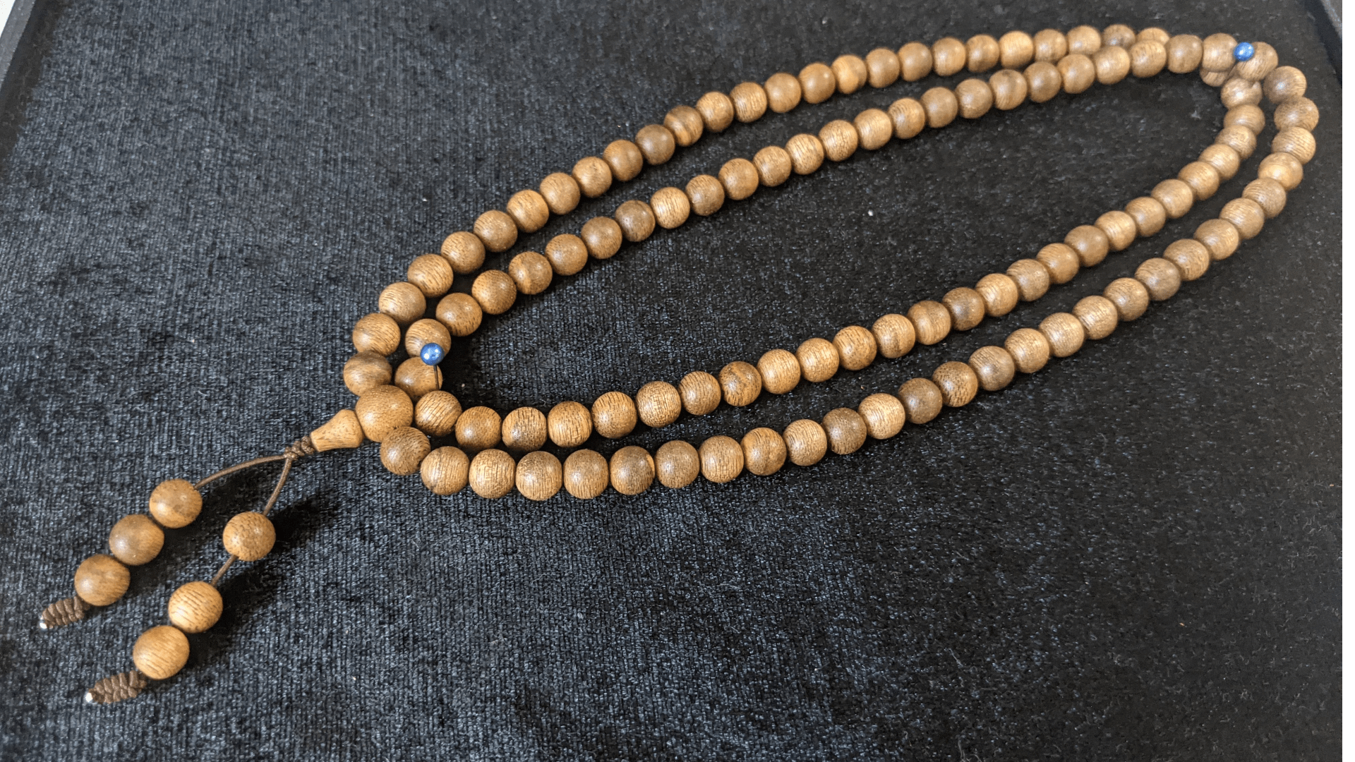The GGG, Premium Cultivated Agarwood 108 Mala and/or Bracelet - Cultivated beads with wild agarwood quality - 8mm 108 Cultivated Agarwood japamala / mala (114 beads total) 15g