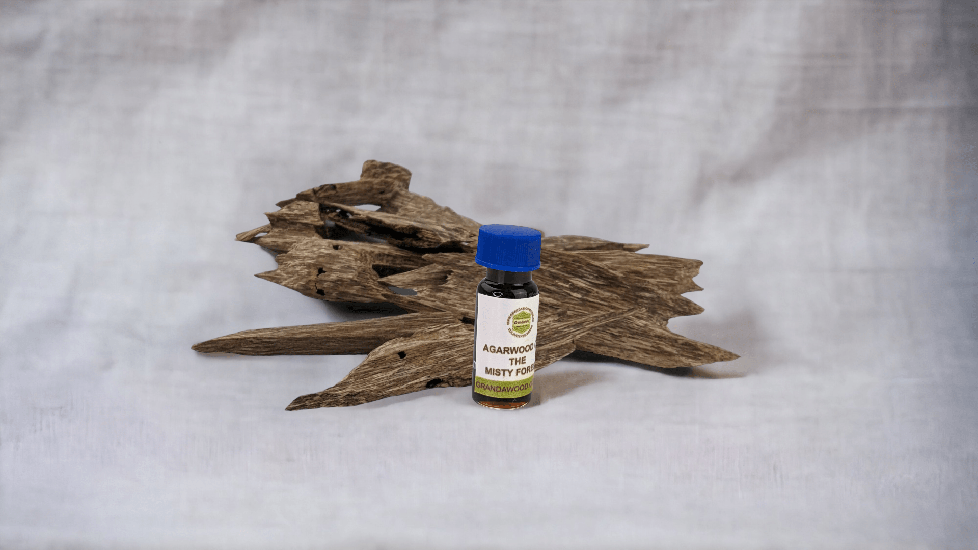 Misty Forest -100% Pure Cultivated Agarwood Essential Oil - 1.5ml